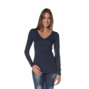 Navy T-shirt with long sleeves and V neckline