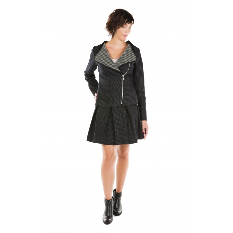 Veste perfecto noire tissu textur v tement femme grande taille